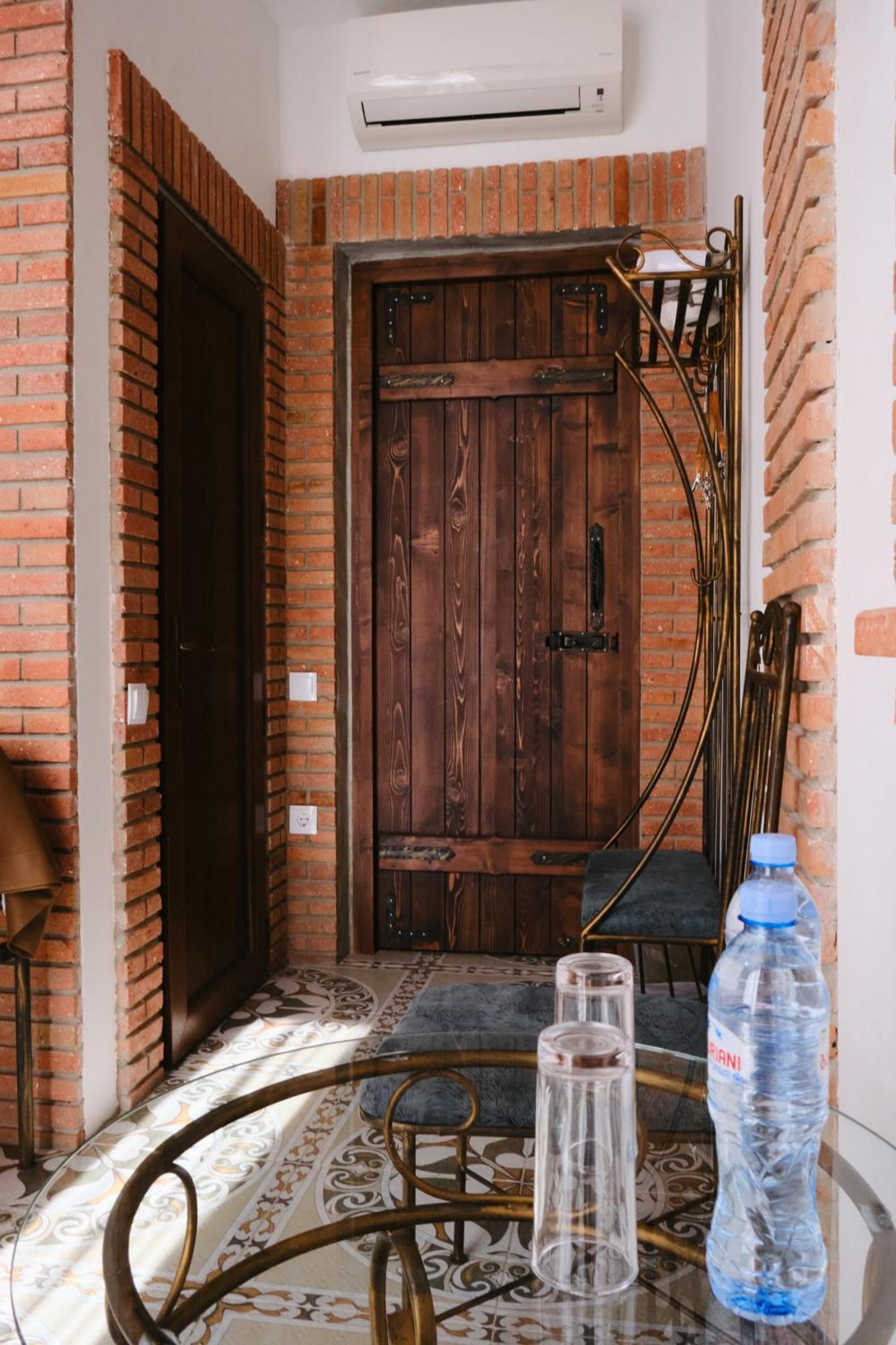 Janashia Boutique Hotels Tbilisi Exterior photo